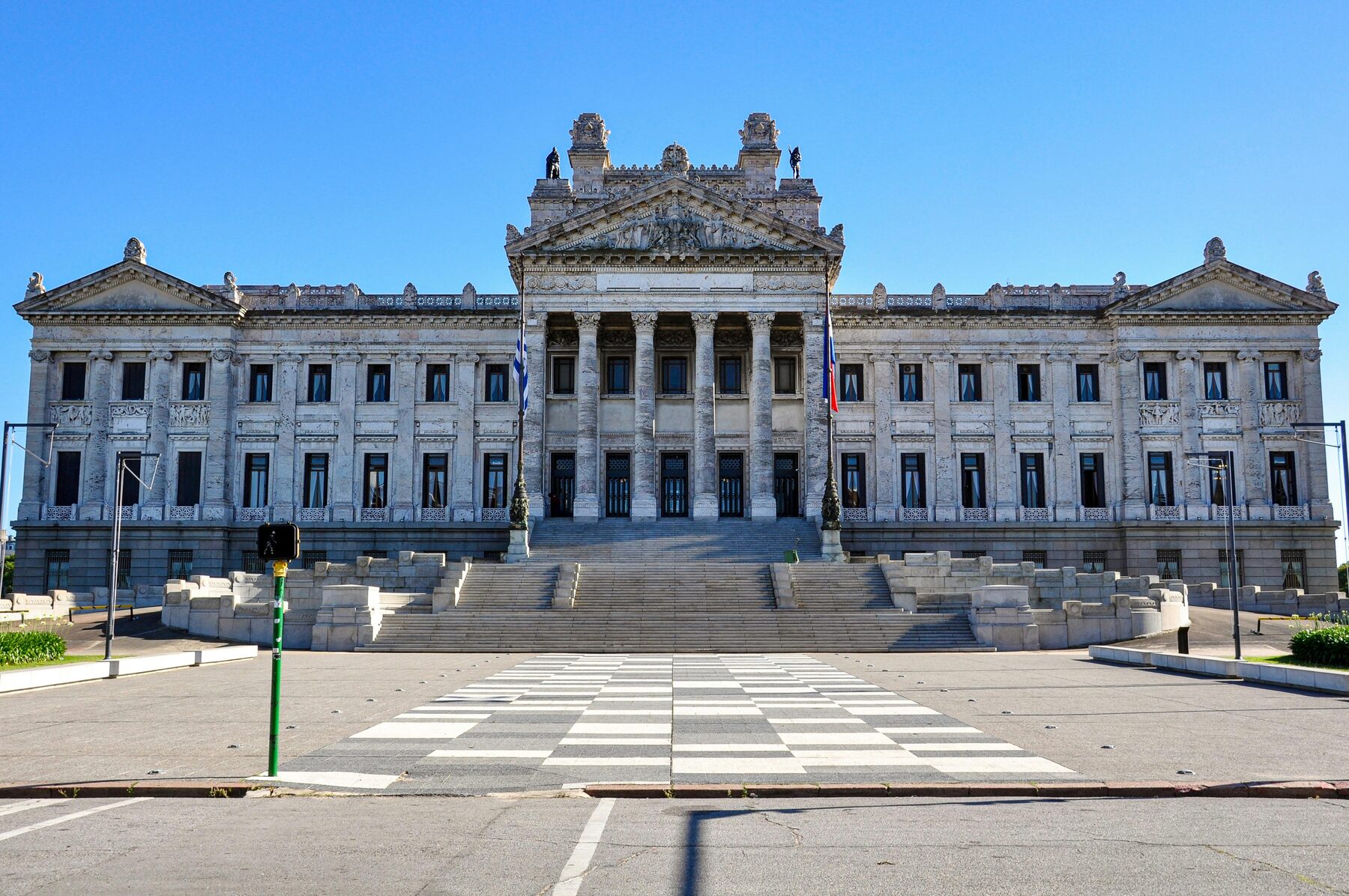 Palacio Legislativo, Montevideo